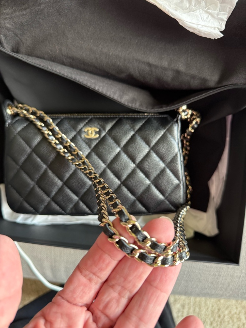 CHANEL Black Quilted Shoulder/Crossbody Bag with Gold Chain - Picture 11 of 16